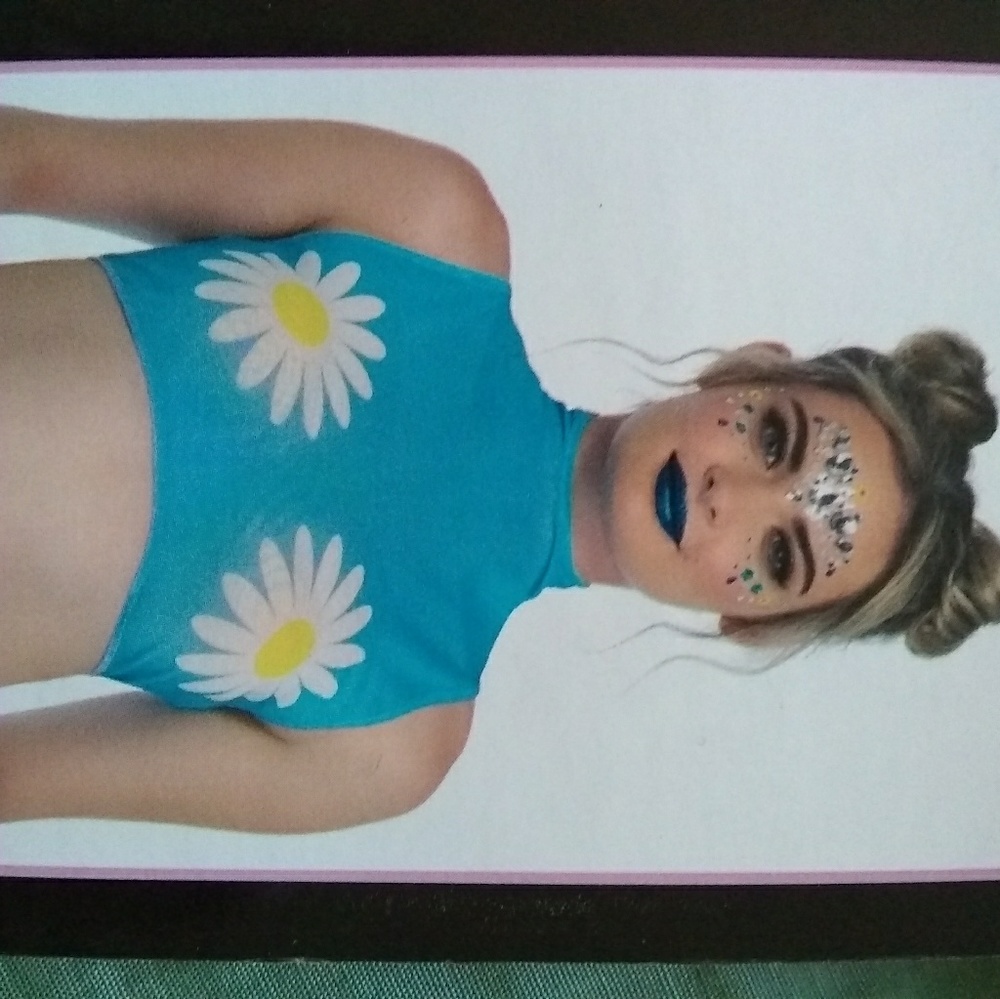 Festival Daisy Crop Top